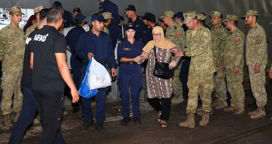 Türkiye evacuates 169 citizens from Lebanon Türkiye evacuates 169 citizens from Lebanon