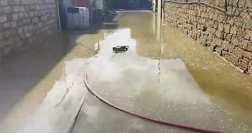 Tunel və yollar yağış sularından təmizlənib - Video Tunel və yollar yağış sularından təmizlənib - Video