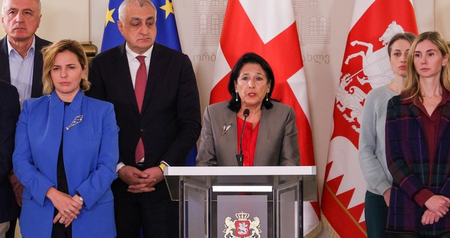 Salome Zurabişvili seçkilərinin nəticələrini tanımaqdan imtina edib Salome Zurabişvili seçkilərinin nəticələrini tanımaqdan imtina edib