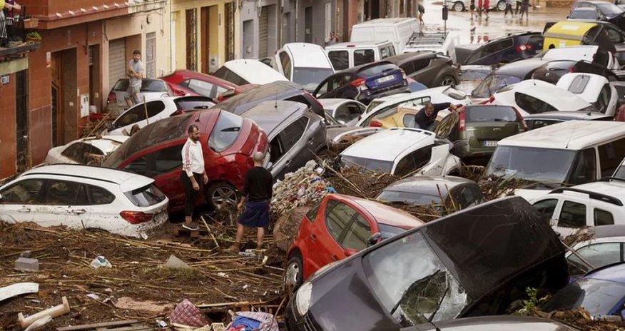 Spain PM announces flood aid plan of 10.6B euros Spain PM announces flood aid plan of 10.6B euros