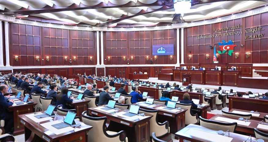 Milli Məclisin növbəti iclası başlayıb - Ölkənin büdcəsi müzakirə olunur Milli Məclisin növbəti iclası başlayıb - Ölkənin büdcəsi müzakirə olunur