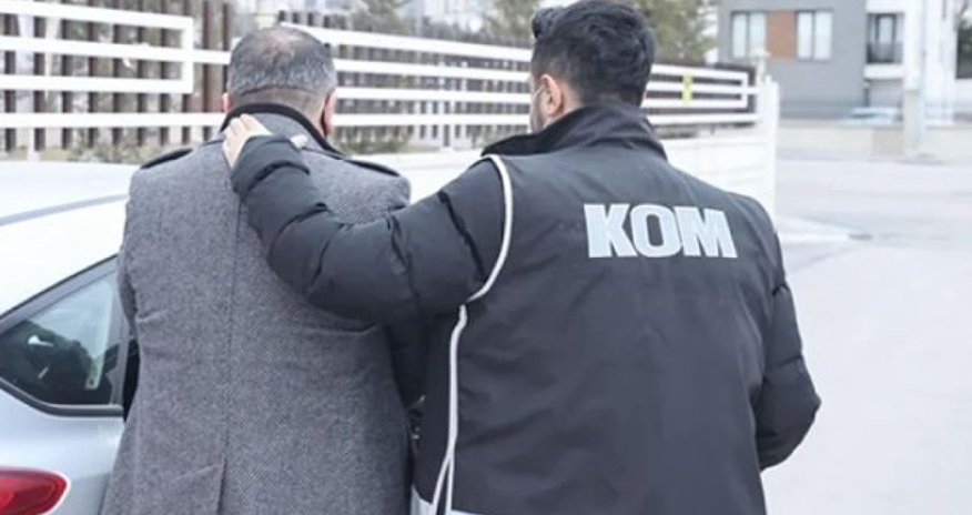 İstanbulda 70 kiloqram qızılla tutulan hərbi attaşe ilə bağlı qərar verilib İstanbulda 70 kiloqram qızılla tutulan hərbi attaşe ilə bağlı qərar verilib