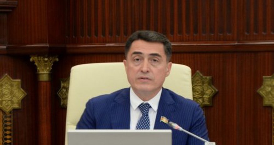 Bəzi diplomatik nümayəndəliklər düşünülməmiş bəyanatlar verir - Əli Hüseynli Bəzi diplomatik nümayəndəliklər düşünülməmiş bəyanatlar verir - Əli Hüseynli