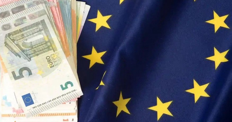 ЕК выпустит долгосрочные облигации Евросоюза до 90 млрд евро ЕК выпустит долгосрочные облигации Евросоюза до 90 млрд евро