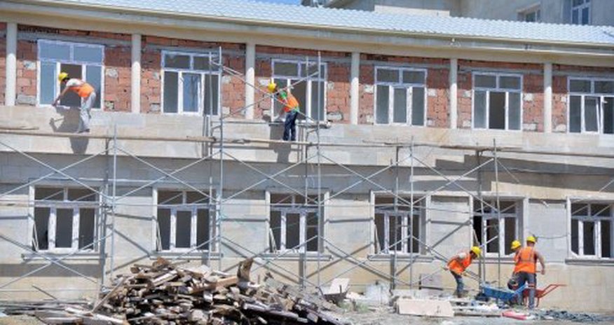 Gələn il 123 məktəb əsaslı təmir olunacaq Gələn il 123 məktəb əsaslı təmir olunacaq