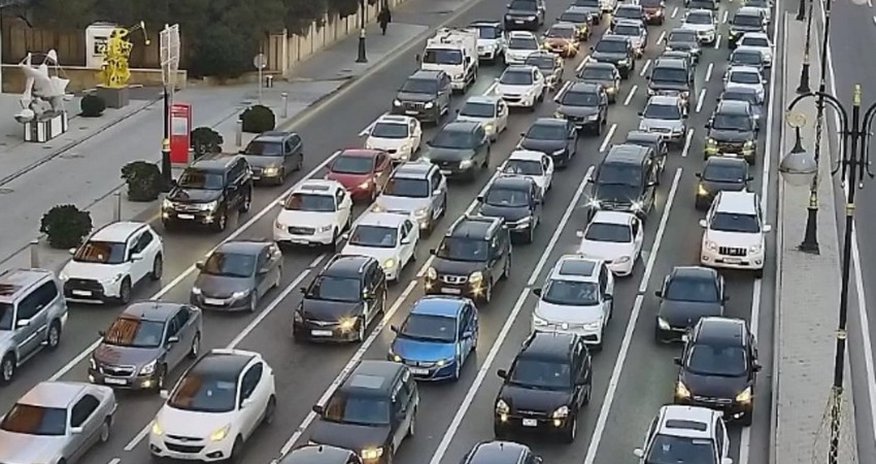 Bəzi yollarda sıxlıq var -Siyahı Bəzi yollarda sıxlıq var -Siyahı