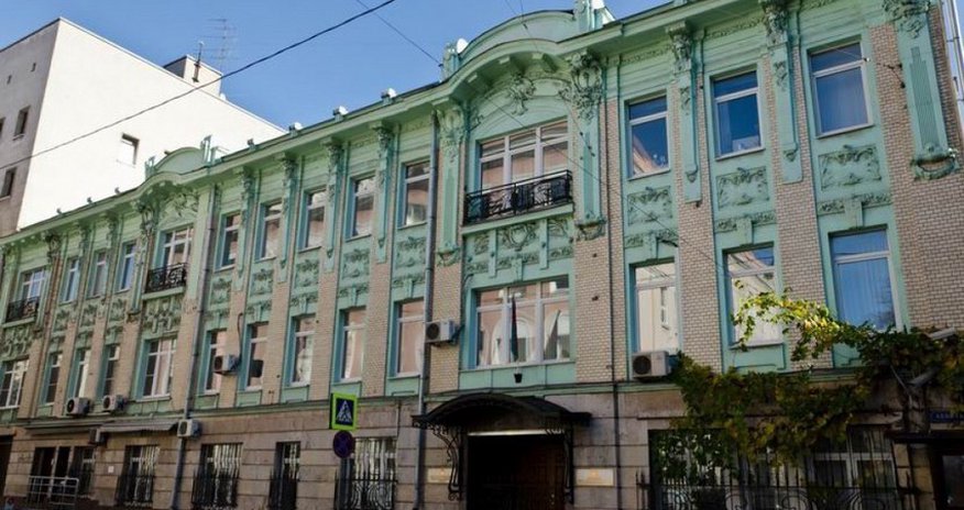 В посольстве Азербайджана в Москве откроется траурная книга соболезнований из-за крушения самолета AZAL В посольстве Азербайджана в Москве откроется траурная книга соболезнований из-за крушения самолета AZAL