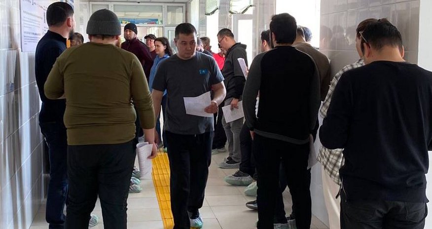 Aktau residents again donate blood for those injured in AZAL aircraft crash Aktau residents again donate blood for those injured in AZAL aircraft crash