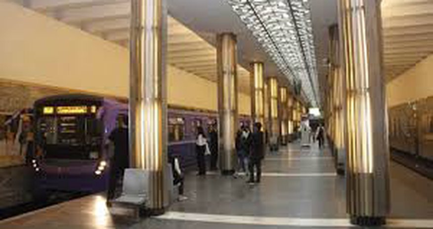Metroda səs-küy salan şəxs həbs edilib Metroda səs-küy salan şəxs həbs edilib
