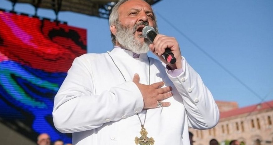 Baqrat Qalstanyan İrana səfərə gedib Baqrat Qalstanyan İrana səfərə gedib