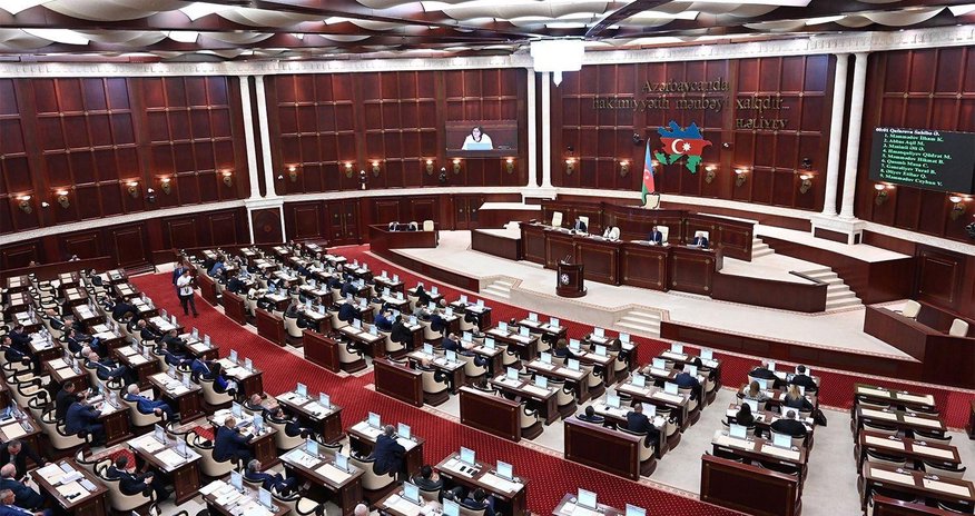 Milli Məclisin növbəti iclası başlayıb Milli Məclisin növbəti iclası başlayıb