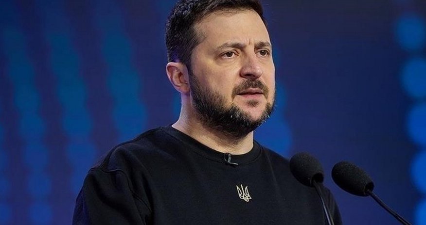 СМИ: Зеленский не согласился передать США права на 50% ископаемых Украины СМИ: Зеленский не согласился передать США права на 50% ископаемых Украины