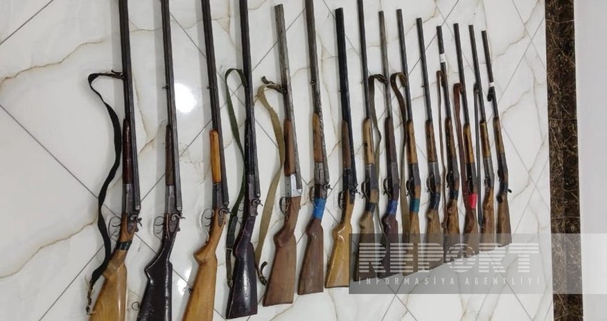 В Билясуваре граждане сдали полиции незаконное оружие В Билясуваре граждане сдали полиции незаконное оружие