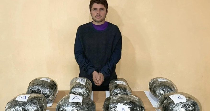 В Азербайджане пресечена попытка ввоза 8 кг наркотиков из Ирана В Азербайджане пресечена попытка ввоза 8 кг наркотиков из Ирана