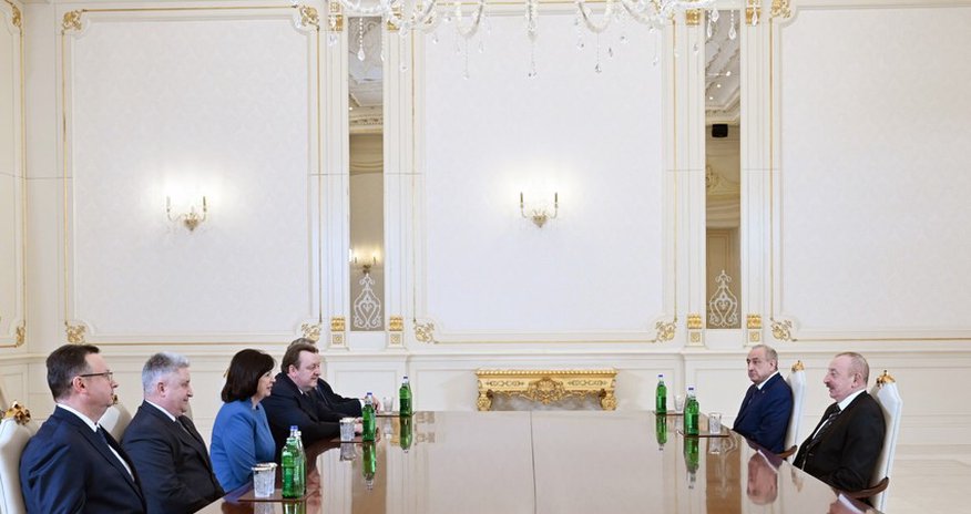 Президент Ильхам Алиев принял председателя Совета Республики Национального собрания Беларуси Президент Ильхам Алиев принял председателя Совета Республики Национального собрания Беларуси
