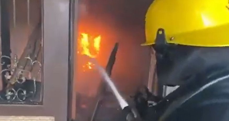 Badamdarda ev yanıb - Video Badamdarda ev yanıb - Video