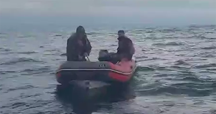 Kürdə batan iki nəfərdən birinin meyiti tapılıb Kürdə batan iki nəfərdən birinin meyiti tapılıb