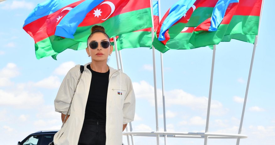 Mehriban Əliyeva Xocalı soyqırımının ildönümü ilə bağlı paylaşım edib Mehriban Əliyeva Xocalı soyqırımının ildönümü ilə bağlı paylaşım edib