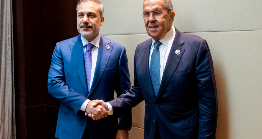 Hakan Fidan Sergey Lavrovla Ukrayna məsələsini müzakirə edib Hakan Fidan Sergey Lavrovla Ukrayna məsələsini müzakirə edib