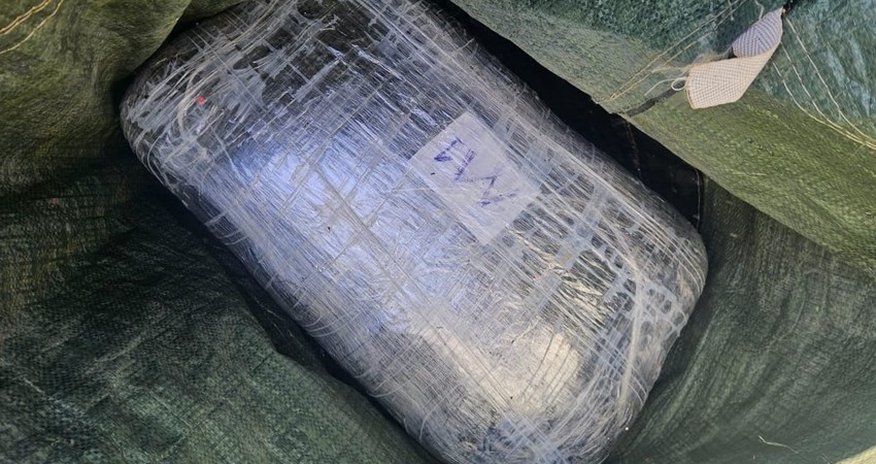 Береговая охрана Азербайджана пресекла попытку провоза более 10 кг наркотиков по Каспию Береговая охрана Азербайджана пресекла попытку провоза более 10 кг наркотиков по Каспию