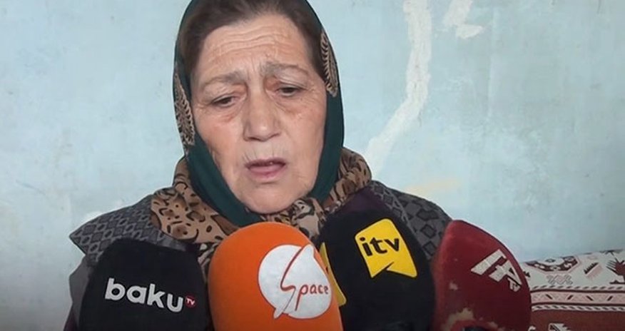 Uşağa pul göstərib sonra oğurlayıbmış (VİDEO) Uşağa pul göstərib sonra oğurlayıbmış (VİDEO)