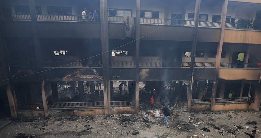 İsrail Qəzzanın şimalında məktəbi bombalayıb, 10 nəfər ölüb İsrail Qəzzanın şimalında məktəbi bombalayıb, 10 nəfər ölüb
