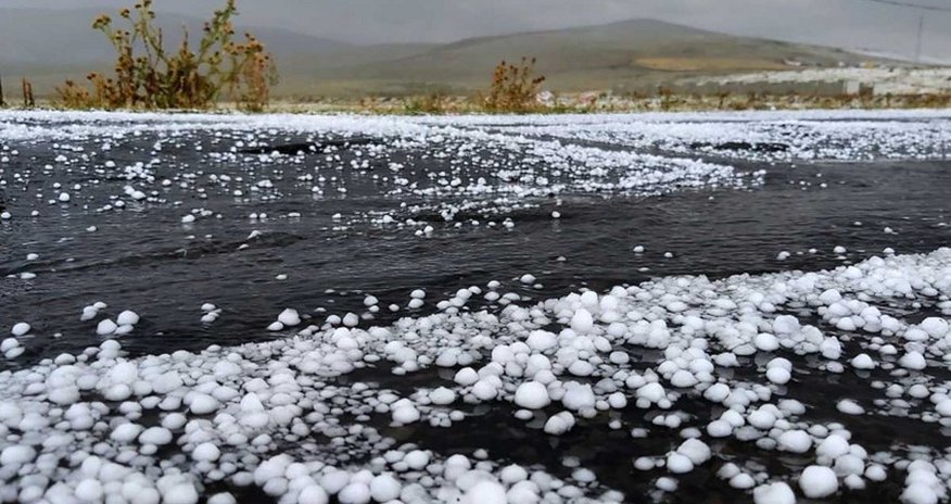 Göygöl və Daşkəsənə dolu düşüb Göygöl və Daşkəsənə dolu düşüb