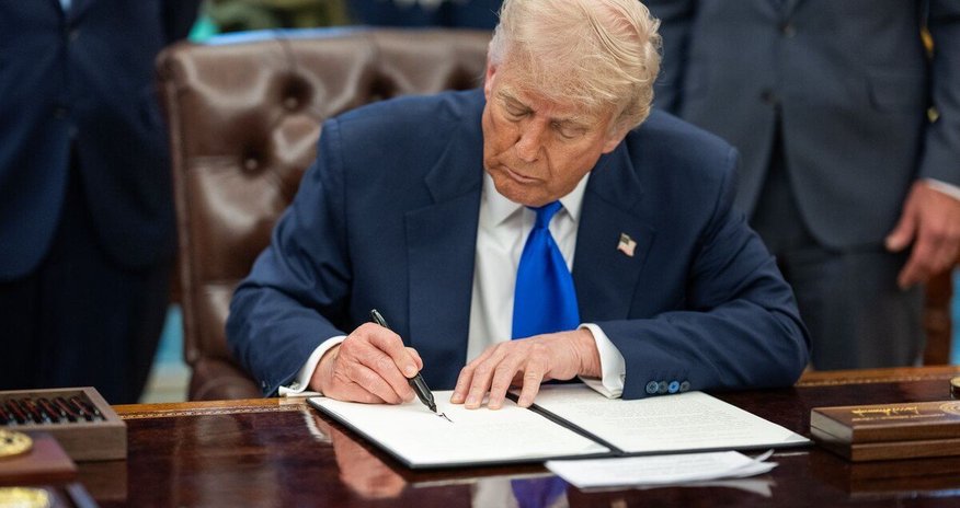 Трамп официально объявил 8 мая в США Днем Победы Трамп официально объявил 8 мая в США Днем Победы