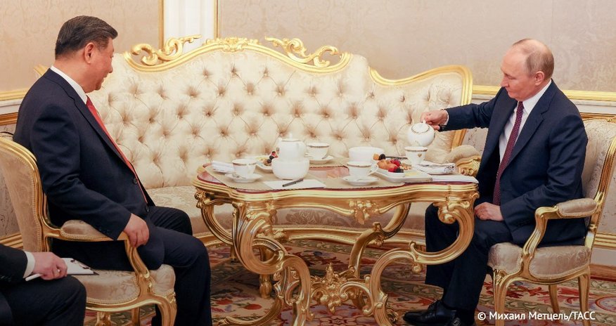 Putin and Xi discuss Ukraine crisis over tea in Moscow Putin and Xi discuss Ukraine crisis over tea in Moscow
