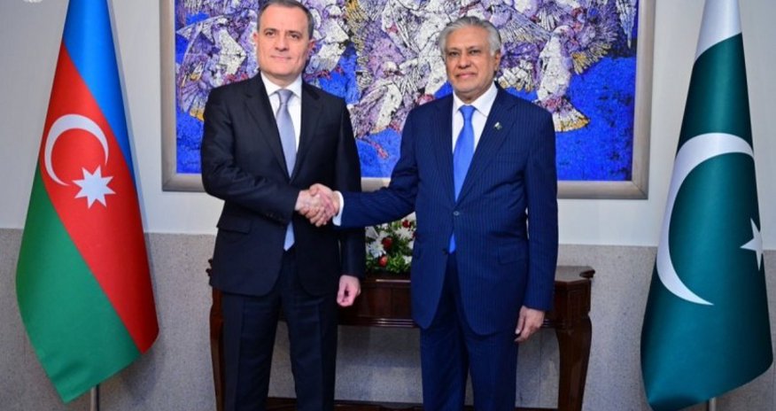 Azərbaycan və Pakistan XİN başçıları ECO Zirvəsinin təfərrüatlarını müzakirə ediblər Azərbaycan və Pakistan XİN başçıları ECO Zirvəsinin təfərrüatlarını müzakirə ediblər
