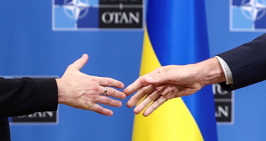 Украину пригласили на саммит НАТО Украину пригласили на саммит НАТО