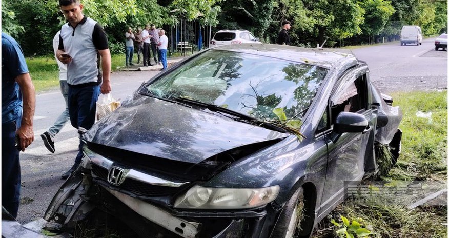 В Гахе столкнулись два автомобиля, есть пострадавшие В Гахе столкнулись два автомобиля, есть пострадавшие