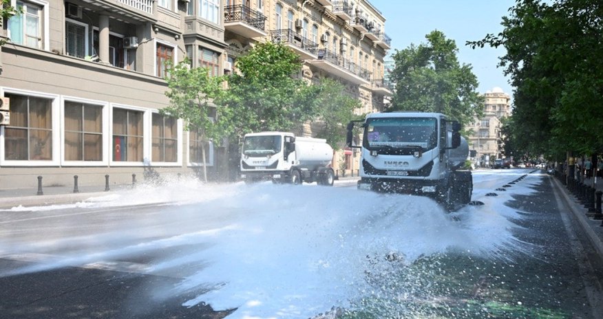 Paytaxtda növbəti geniş təmizlik işləri aparılıb Paytaxtda növbəti geniş təmizlik işləri aparılıb
