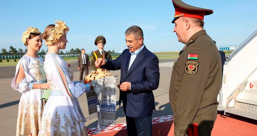 Nazir Belarusa rəsmi səfərə gedib Nazir Belarusa rəsmi səfərə gedib