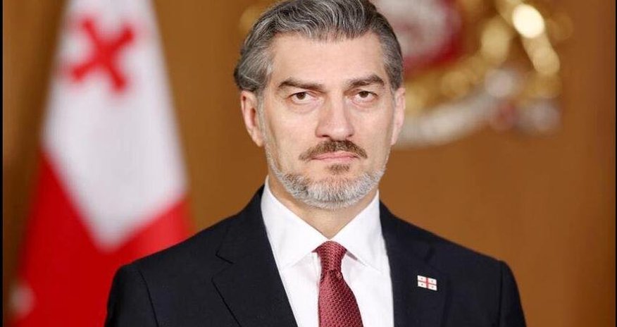 Президент Грузии помиловал 37 человек Президент Грузии помиловал 37 человек