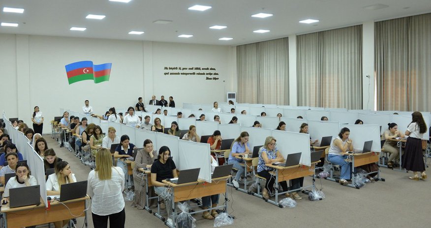 Руководители СМИ понаблюдали за экзаменом для учителей Руководители СМИ понаблюдали за экзаменом для учителей