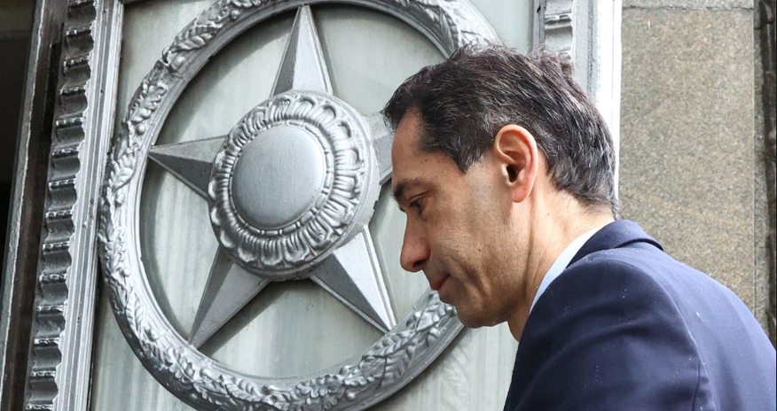 Russia hands protest note to Azerbaijani ambassador, demands release of detained journalists Russia hands protest note to Azerbaijani ambassador, demands release of detained journalists