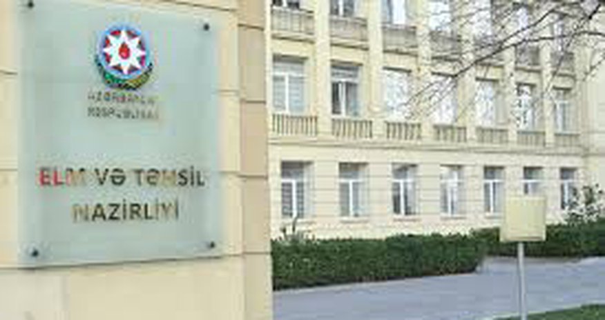 Elm və Təhsil Nazirliyi: Rus bölməsi bağlanmayacaq Elm və Təhsil Nazirliyi: Rus bölməsi bağlanmayacaq
