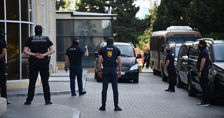 Ən çox əziyyət çəkən polislər ən az maaş alır - Deputat/Video Ən çox əziyyət çəkən polislər ən az maaş alır - Deputat/Video