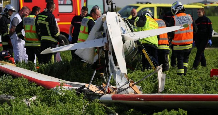 Fransada təyyarə qəzaya uğrayıb, pilot ölüb Fransada təyyarə qəzaya uğrayıb, pilot ölüb
