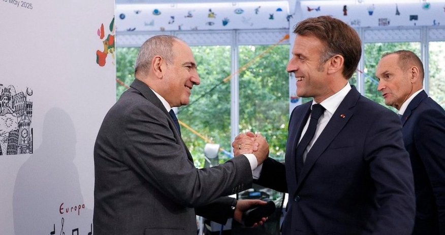 Macron says Armenia-Azerbaijan peace deal would open new chapter for region Macron says Armenia-Azerbaijan peace deal would open new chapter for region