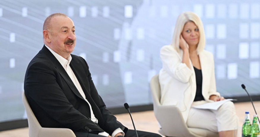 Prezident Qlobal Media Forumundan paylaşım edib - Video Prezident Qlobal Media Forumundan paylaşım edib - Video