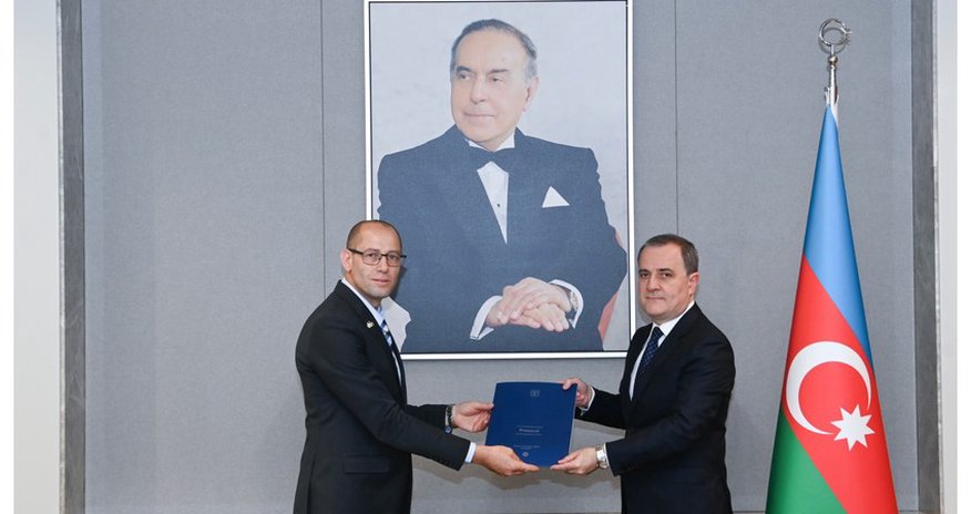 Israel's incoming ambassador presents copy of his credentials to Azerbaijan's foreign minister Israel's incoming ambassador presents copy of his credentials to Azerbaijan's foreign minister