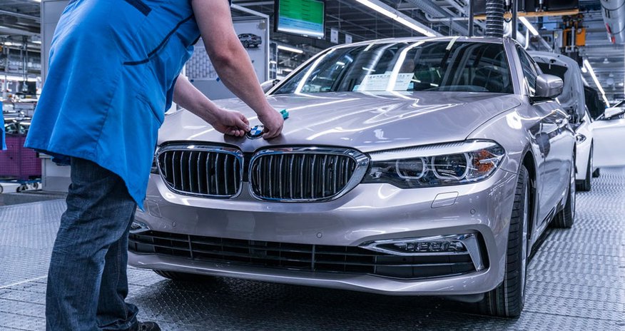 BMW half-year profit drops 29% BMW half-year profit drops 29%