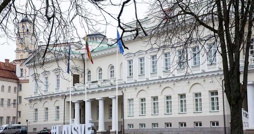 Litva hökuməti istefa verib Litva hökuməti istefa verib