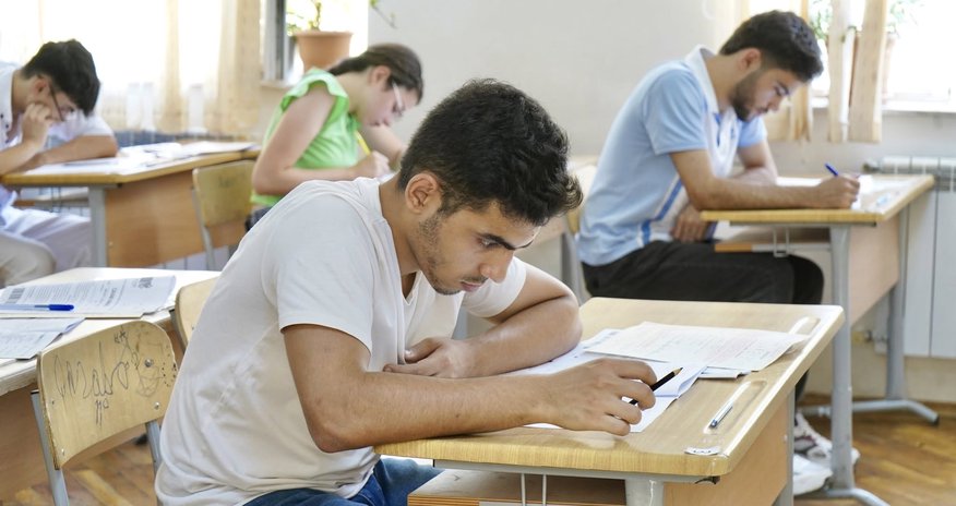 Universitetlərdə rus dili bölməsinə qəbul dayandırılmayıb - Rəsmi Universitetlərdə rus dili bölməsinə qəbul dayandırılmayıb - Rəsmi