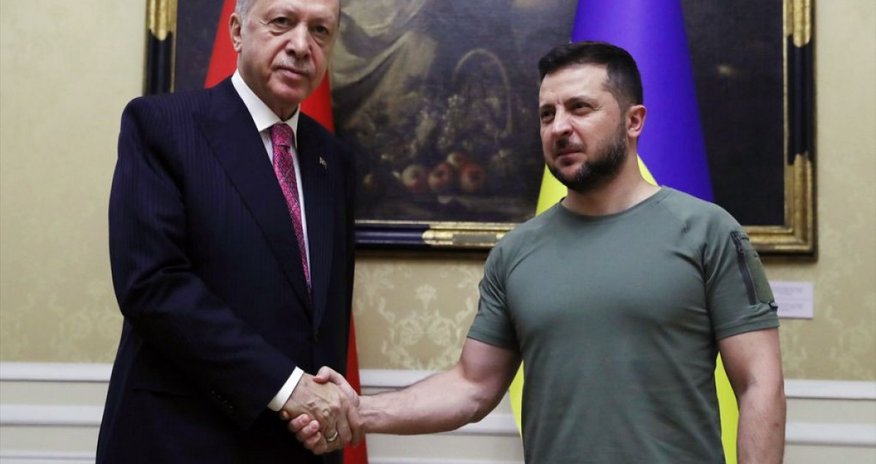 Türkiyə və Ukrayna liderləri telefon söhbəti aparıb Türkiyə və Ukrayna liderləri telefon söhbəti aparıb
