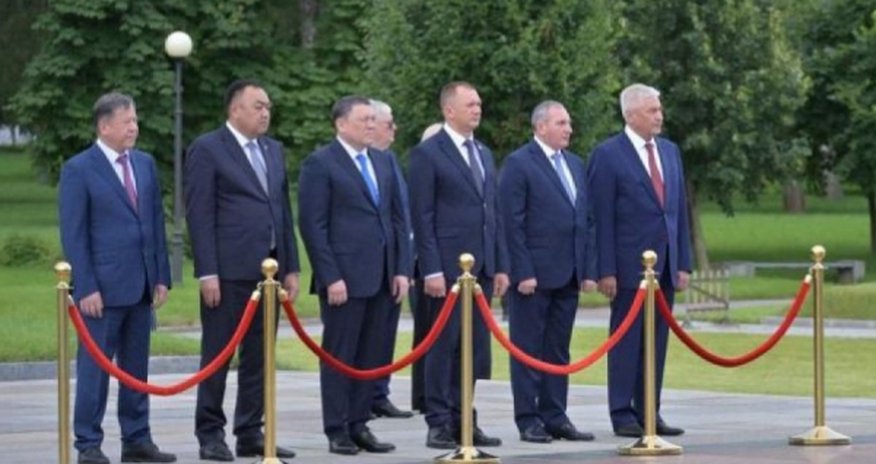 Азербайджан отказался от участия в заседании глав МВД СНГ Азербайджан отказался от участия в заседании глав МВД СНГ