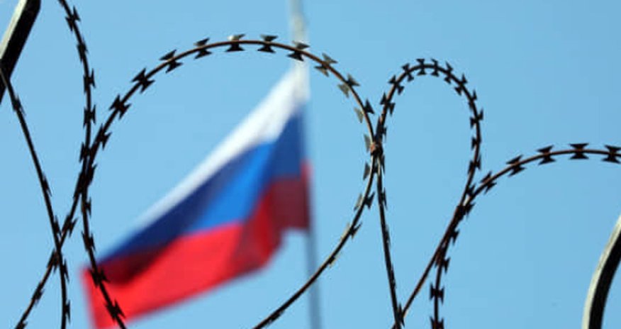 США угрожают ввести санкции против «Роснефти» и «Лукойла» США угрожают ввести санкции против «Роснефти» и «Лукойла»