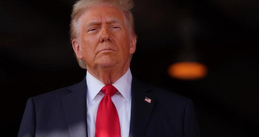 Трамп выразил надежду, что в Беларуси освободят 1,3 тыс. заключенных Трамп выразил надежду, что в Беларуси освободят 1,3 тыс. заключенных